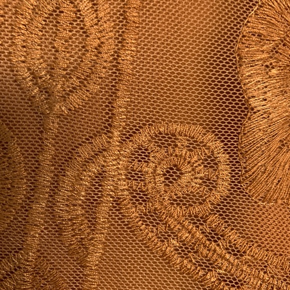 Copper lace dress (L) - Picture 4 of 5